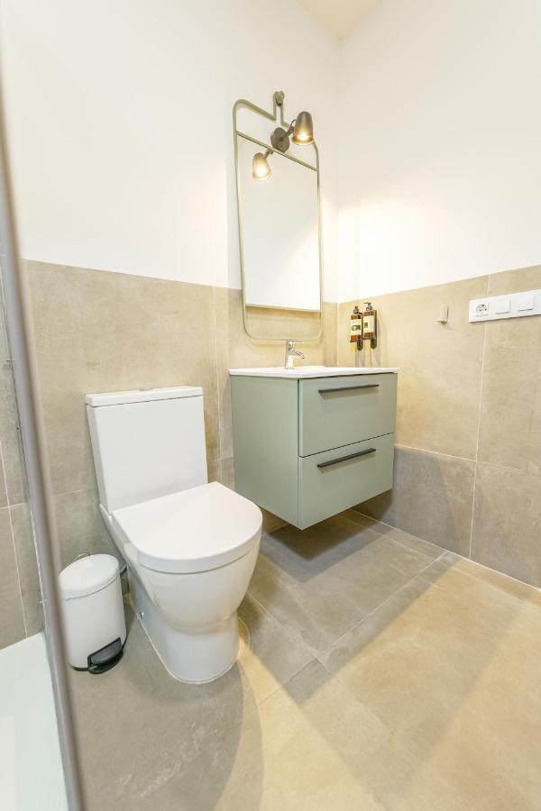 Moott Homes Suites Casa De Los Leones Apto 1 المرية المظهر الخارجي الصورة